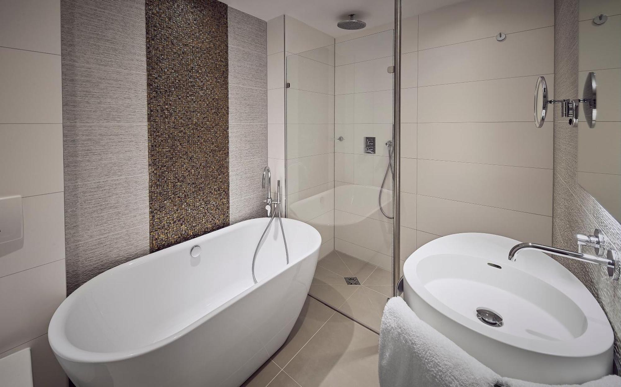 Boutique Albus Centre Hotel 4*